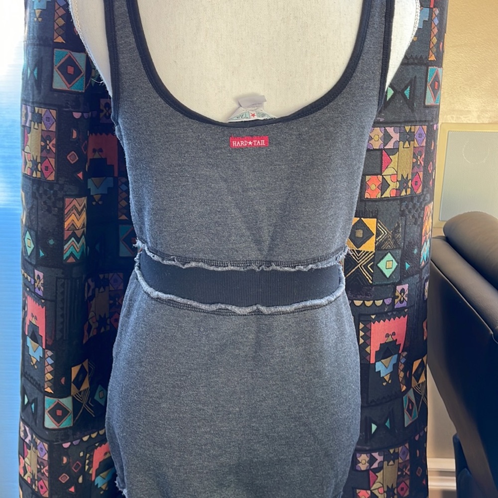 Authentic Hard Tail Forever Medium Sweatshirt Tank - image 2